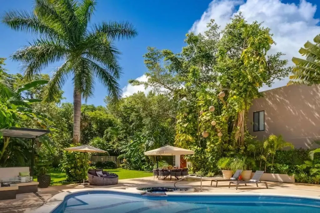 Holiday home 60 Off Lujosa Casa Con Billar Y Alberca Privada Villa Playa del Carmen Mexico