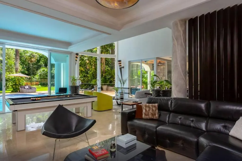 Holiday home 60 Off Lujosa Casa Con Billar Y Alberca Privada Villa Playa del Carmen