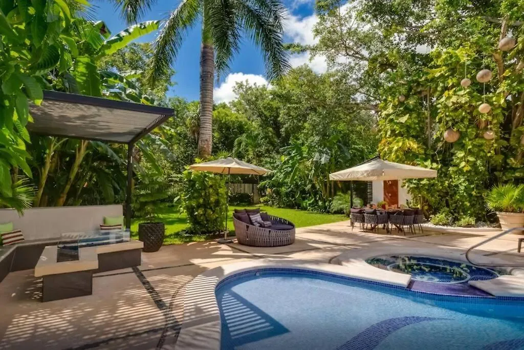 60 Off Lujosa Casa Con Billar Y Alberca Privada Villa Playa del Carmen